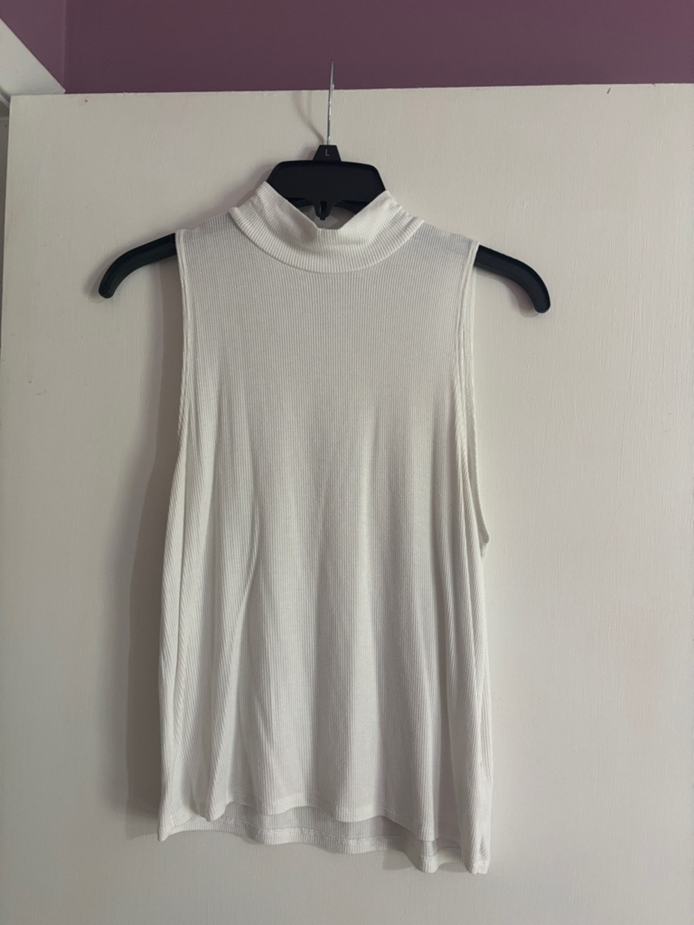 American Eagle Sleeveless White Tank Top with Turtle Neck